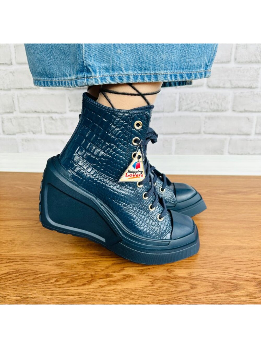 ⭐Chuck 70 De Luxe Wedge Platform Leather Sneakers Sz 6 Womens Shoes Blue A10037C - Picture 9 of 12